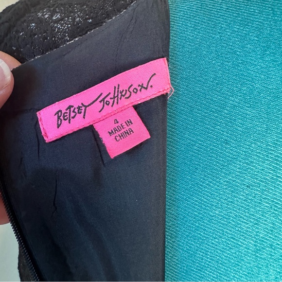 Betsey Johnson Sz 4 black lace detail fitted mini dress.  Excellent condition - Picture 5 of 6